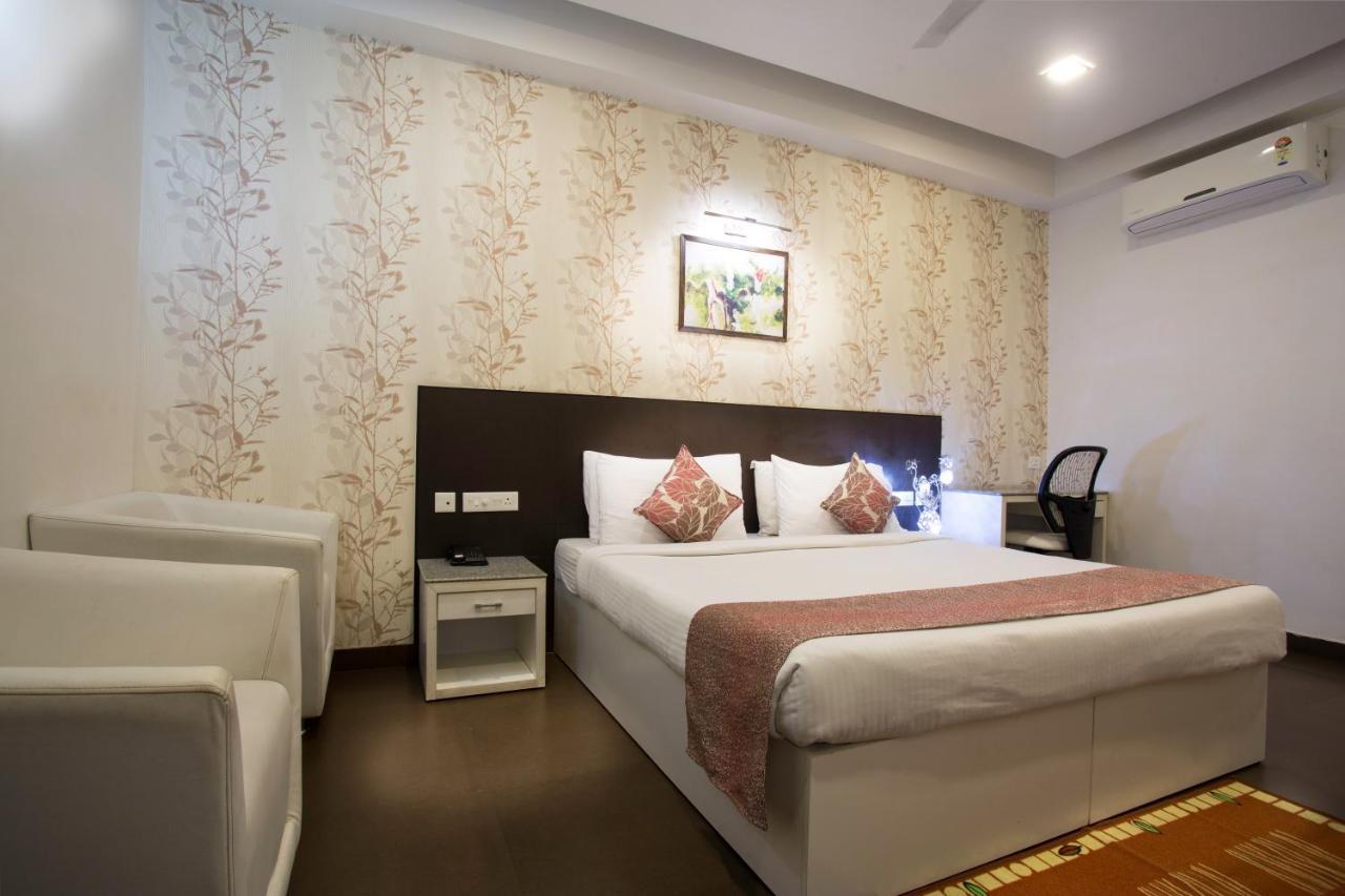 Hotel Central Park Siliguri Esterno foto