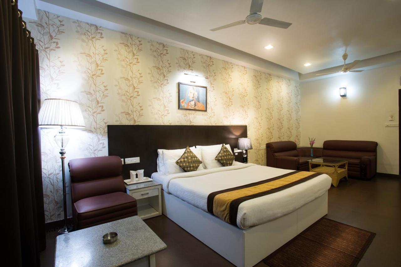 Hotel Central Park Siliguri Esterno foto